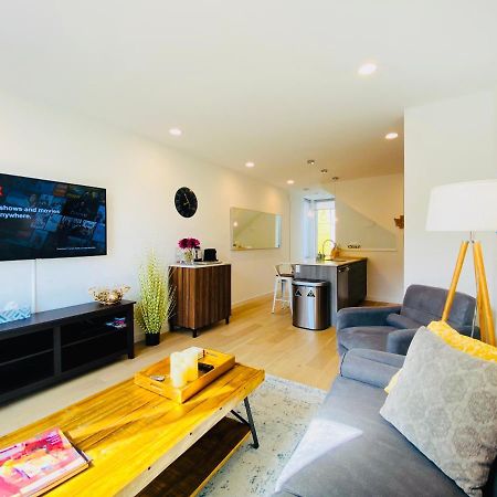 Modern Ballard Townhouse - 92 Walkscore & Rooftop! ซีแอตเทิล ภายนอก รูปภาพ