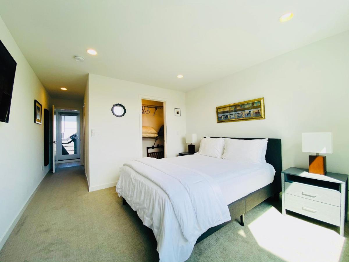 Modern Ballard Townhouse - 92 Walkscore & Rooftop! ซีแอตเทิล ภายนอก รูปภาพ